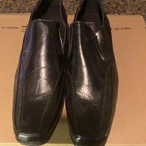 Men shoes Top Rank. New size 12 Black